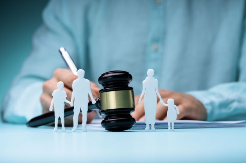 چطور وکیل خوب برای پرونده خود انتخاب کنیم؟