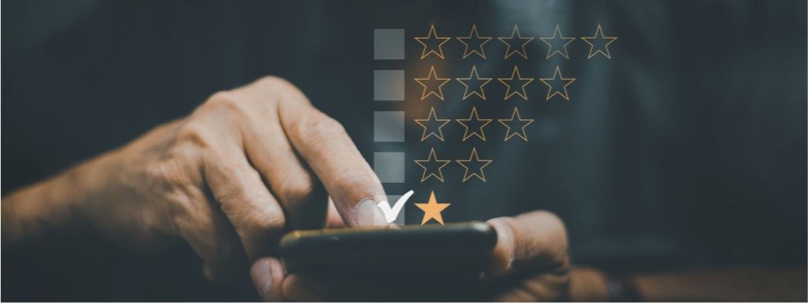 خیانت برند یا خیانت کارکنان برند؟ کدام ضربه‌ ی سخت‌ تری به اعتماد مشتری می‌ زند؟