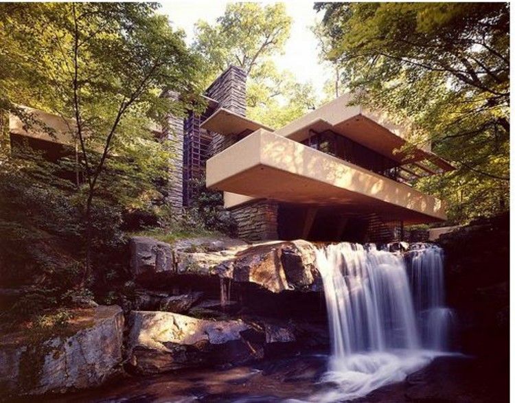 خانه ی آبشار 