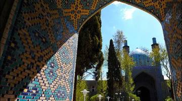 مکتب فلسفی اصفهان چیست و چه کسی آن را بنیان گذاشت؟
