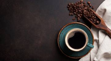 آیا باید با شکم خالی قهوه بنوشید؟